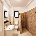 Old Town Oasis - Ap 4 Apartment Bucharest