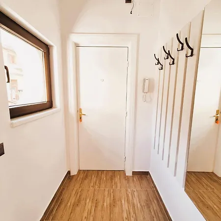 Old Town Oasis - Ap 4 * Boekarest