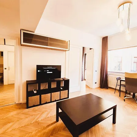 Old Town Oasis - Ap 4 Apartment